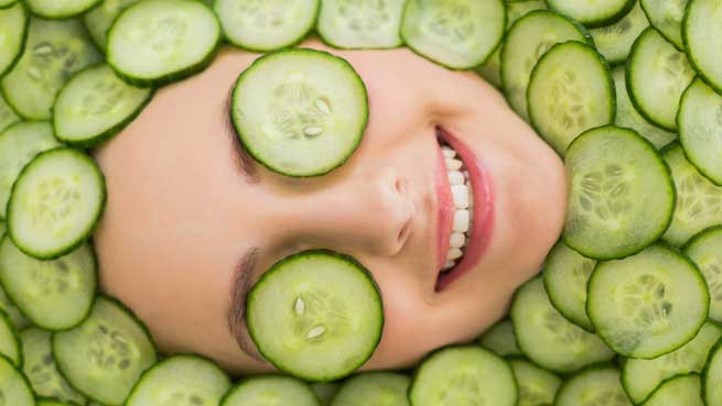 Why Do People Put Cucumbers On Their Eyes