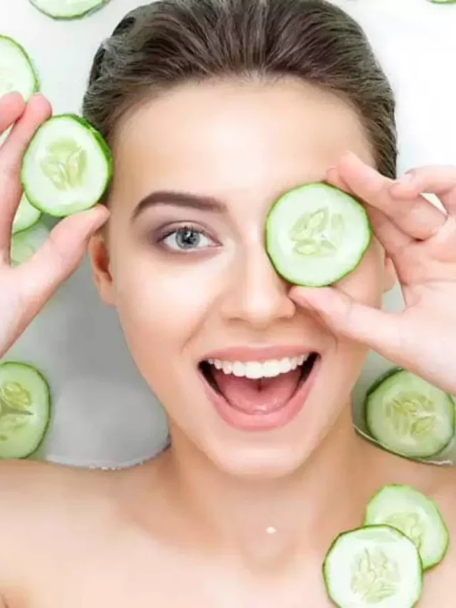 Why Do People Put Cucumbers On Their Eyes?